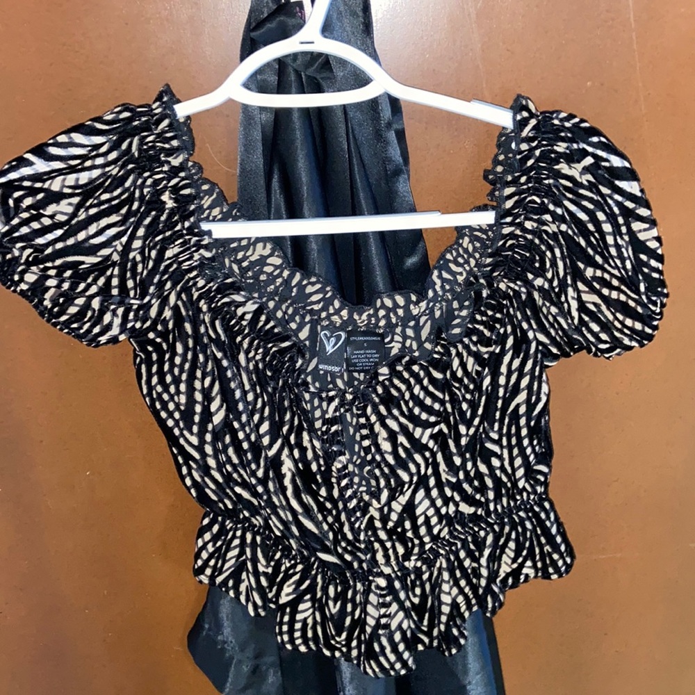 Windsor top